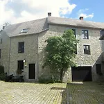 Alpine Getaway In Neustift